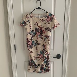 Ivory floral fitted maternity dress